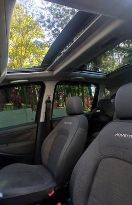 FIAT IDEA 1.8 MPI ADVENTURE 16V FLEX 4P MANUAL FIAT IDEA 1.8 MPI ADVENTURE 16V FLEX 4P MANUAL